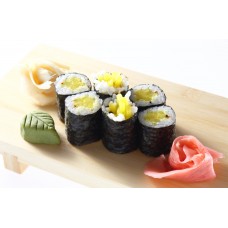 Maki o’shinko  (Pickled Raddish)